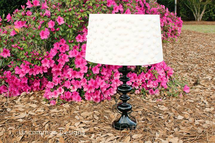 DIY pom-pom lampshade tutorial