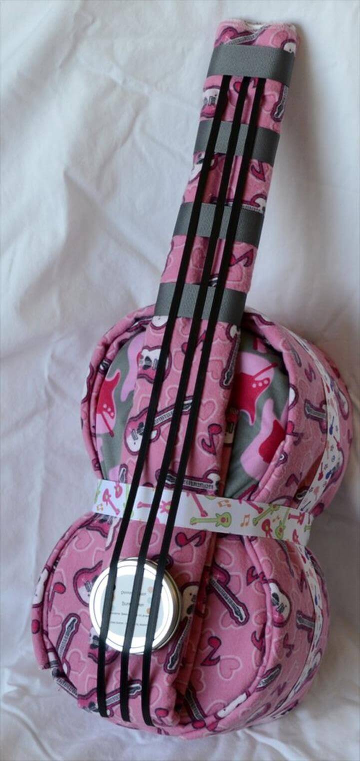 guitar diaper cake