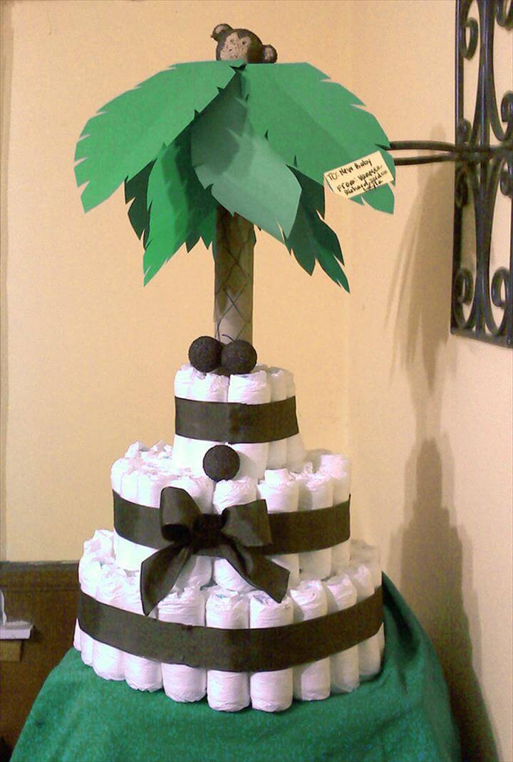 DIY nappy cake - instructions to make your own