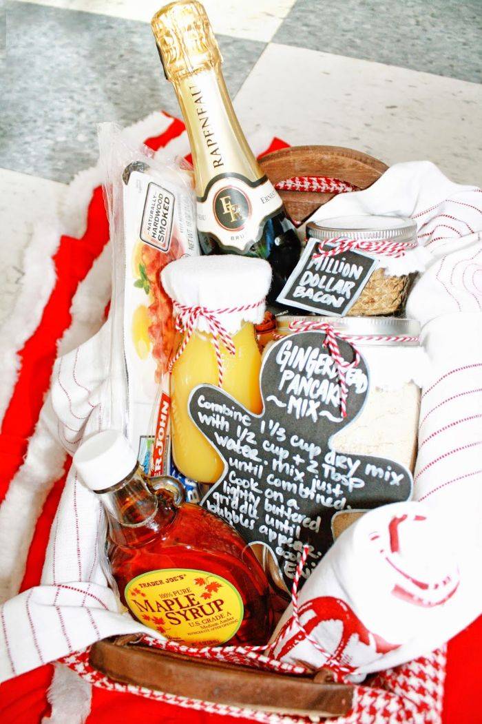 quick and easy pancake breakfast gift basket