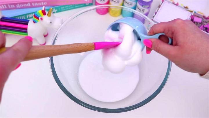 Adding a Measured Quantity of Shaving Cream in the Bowl
