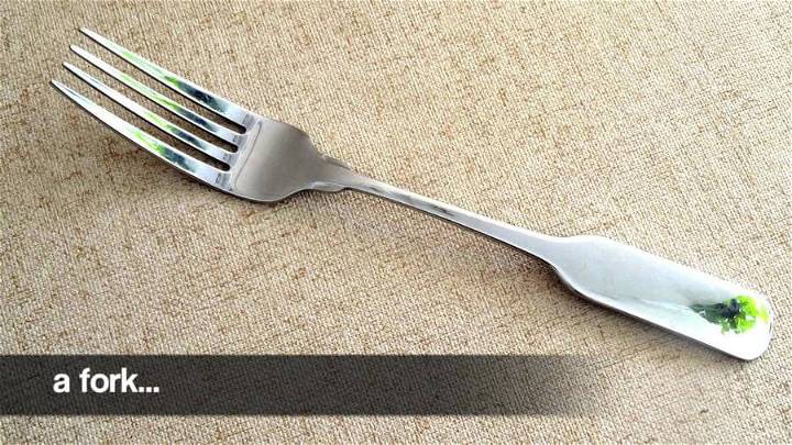 Fork, a Tool for Making Pom Pom