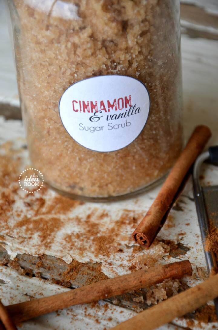 DIY Easy Cinnamon and Vanilla Sugar Scrub