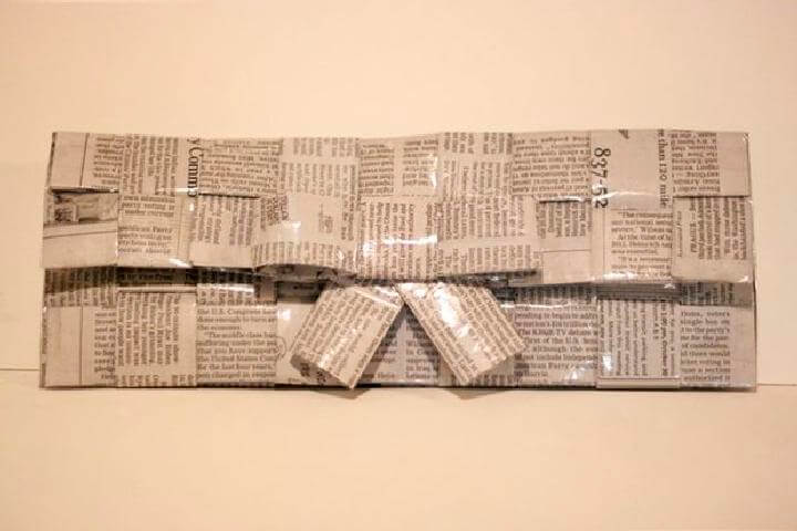 DIY Easy Woven Newspaper Clutch