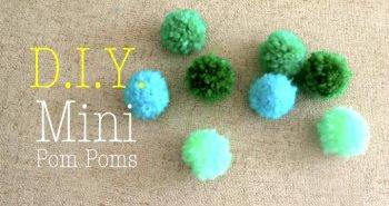 How to Make Yarn Pom Pom - DIY Pom Poms
