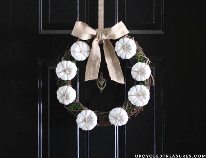 DIY Great Mini White Pumpkin Fall Wreath