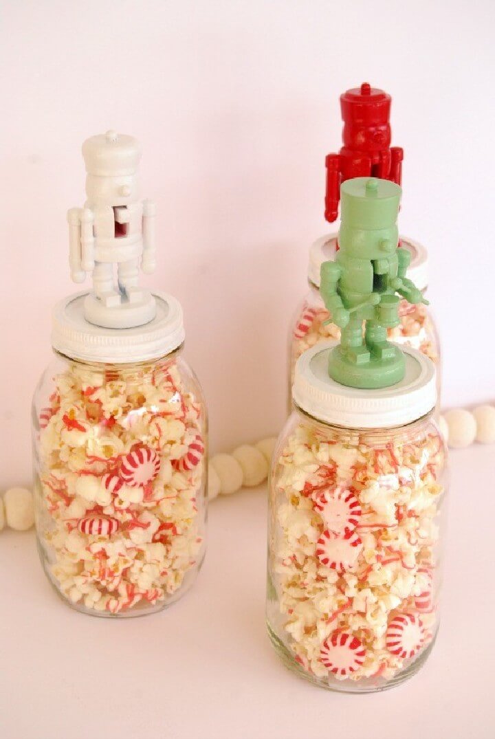 DIY Nutcracker Mason Jar Gift Toppers