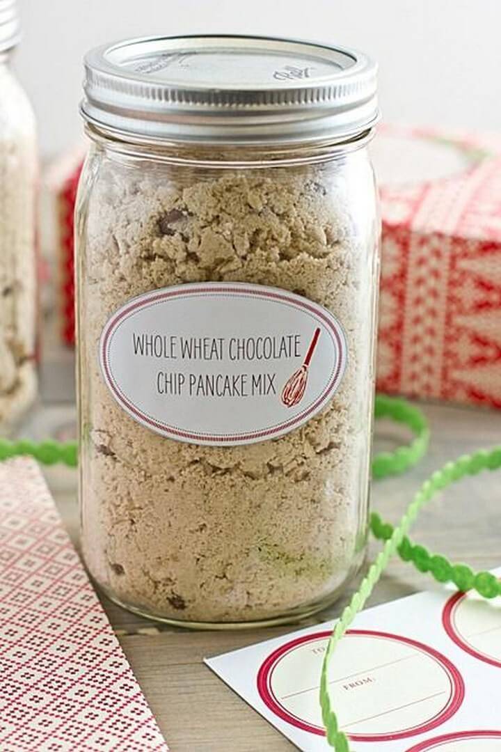 DIY Whole Wheat Chocolate Chip Pancake Mix Mason Jar Gift