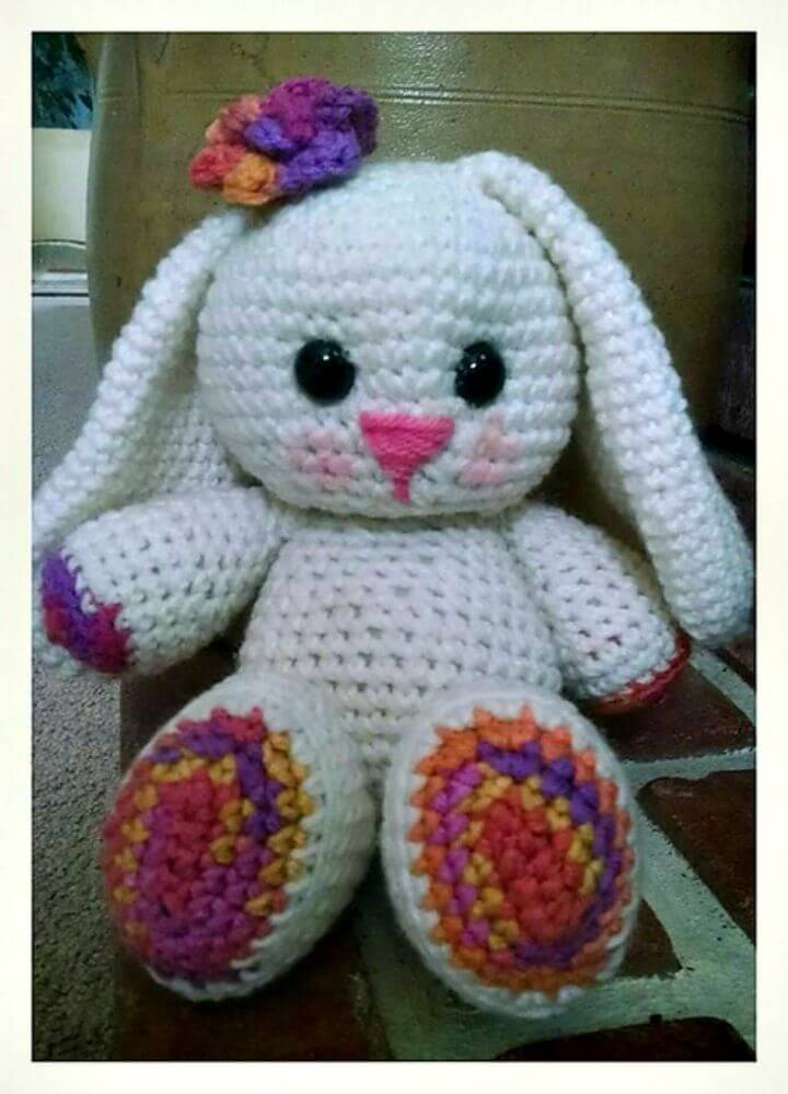 Free Crochet Adorable Amigurumi Bunny Pattern