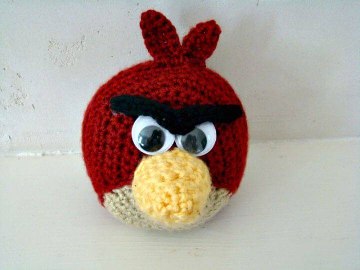 Free Crochet Angry Birds - Red Bird - Amigurumi Pattern