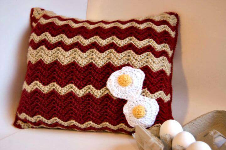 How To Free Crochet Bacon and Eggs Pillow Pattern