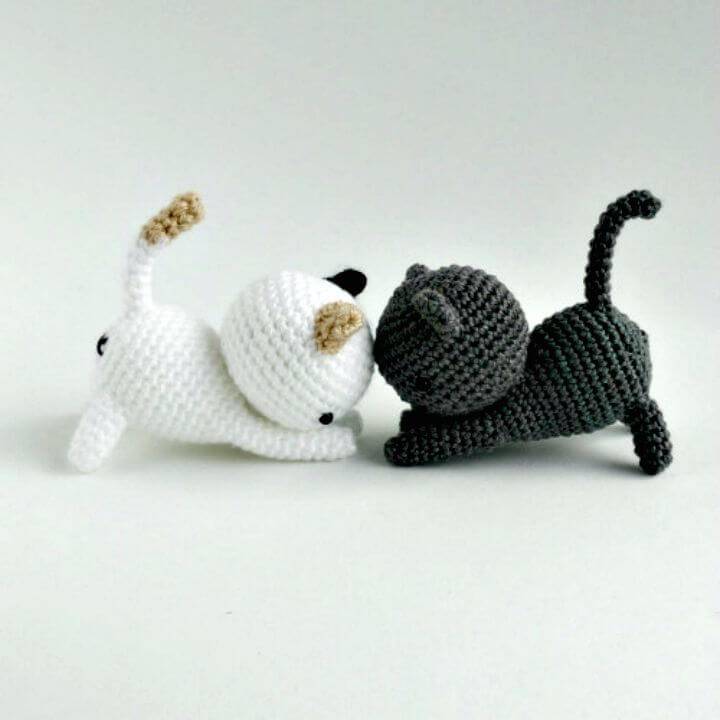 20 Free Crochet Cat Patterns Crochet Cat Toys DIY & Crafts