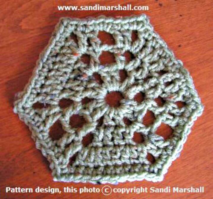 Free Crochet Hexagon Bee Potholder Pattern