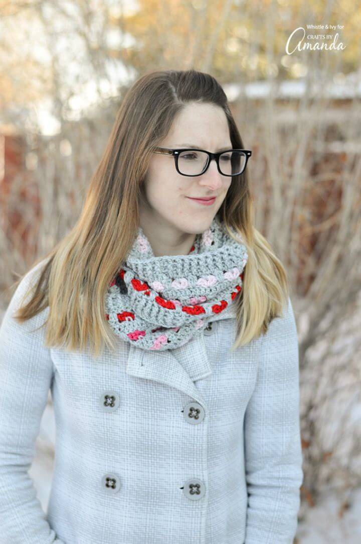 Crochet Infinity Scarf - Free Valentine Day Pattern