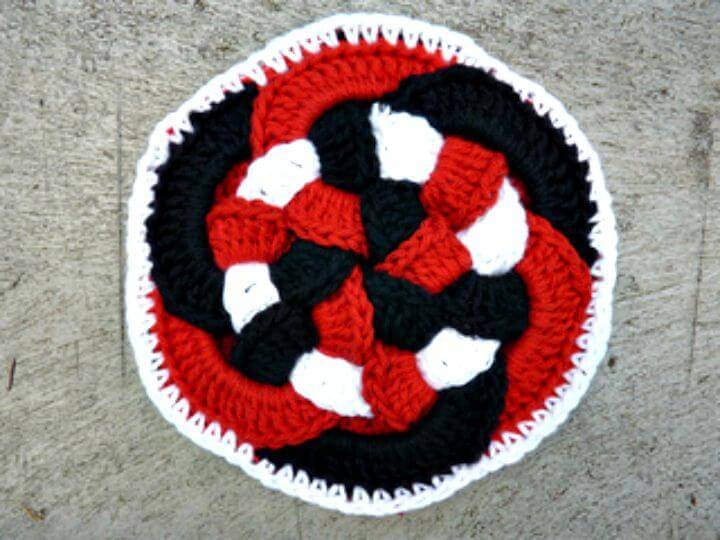 Free Crochet Interlocking Rings Hotpad Pattern