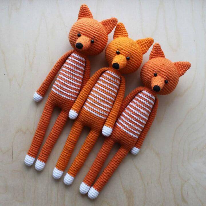 Crochet Long Legged Fox Amigurumi Toys-Free Pattern