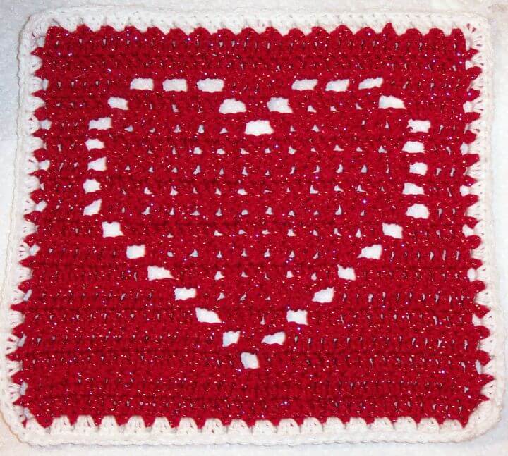 Free Crochet Valentine Smooth Fox's Heart Square Pattern