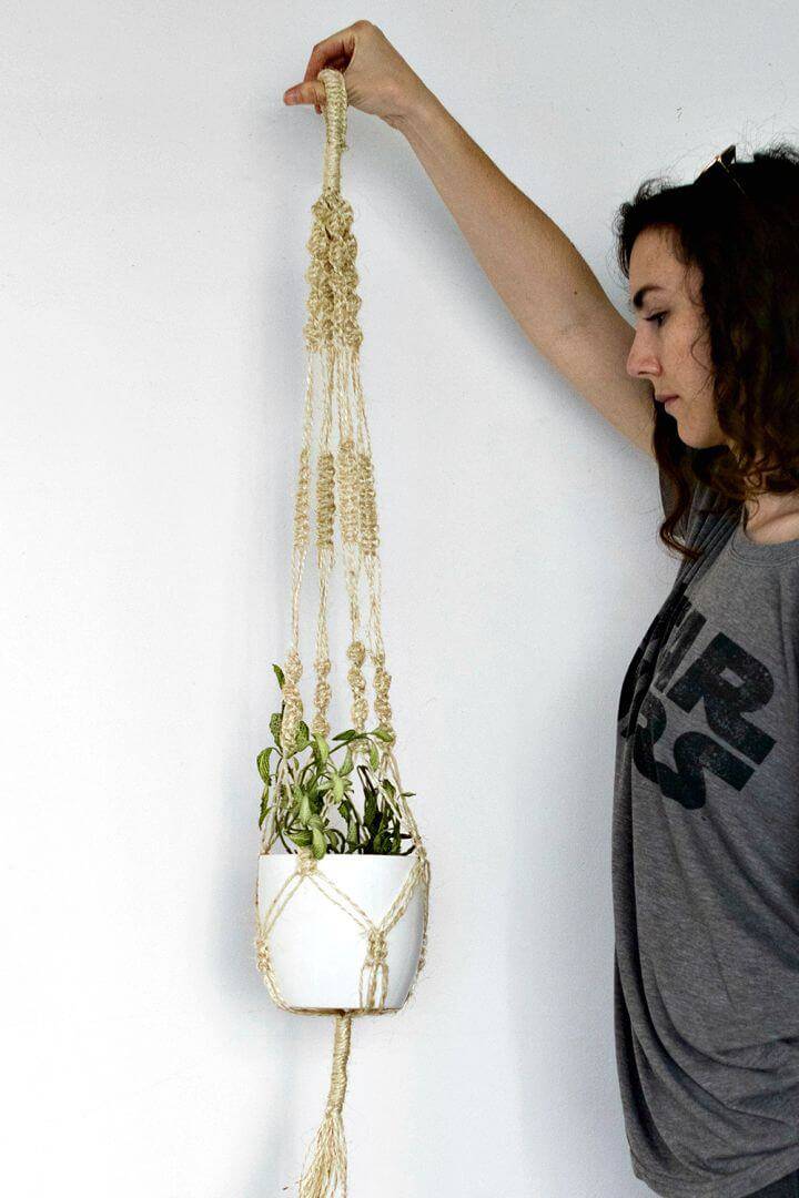 Easy DIY Macrame Plant Hanger Step By Step Instructions
