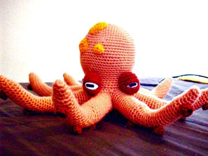 Free Crochet Amigurumi Octopus Pattern