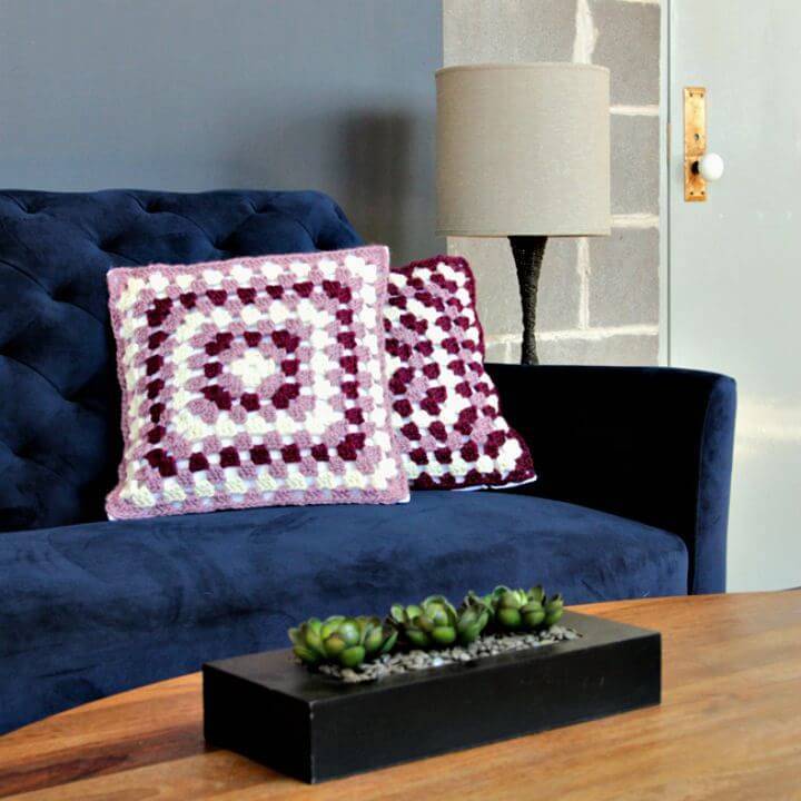 How To Free Crochet Granny Throw Pillows Pattern