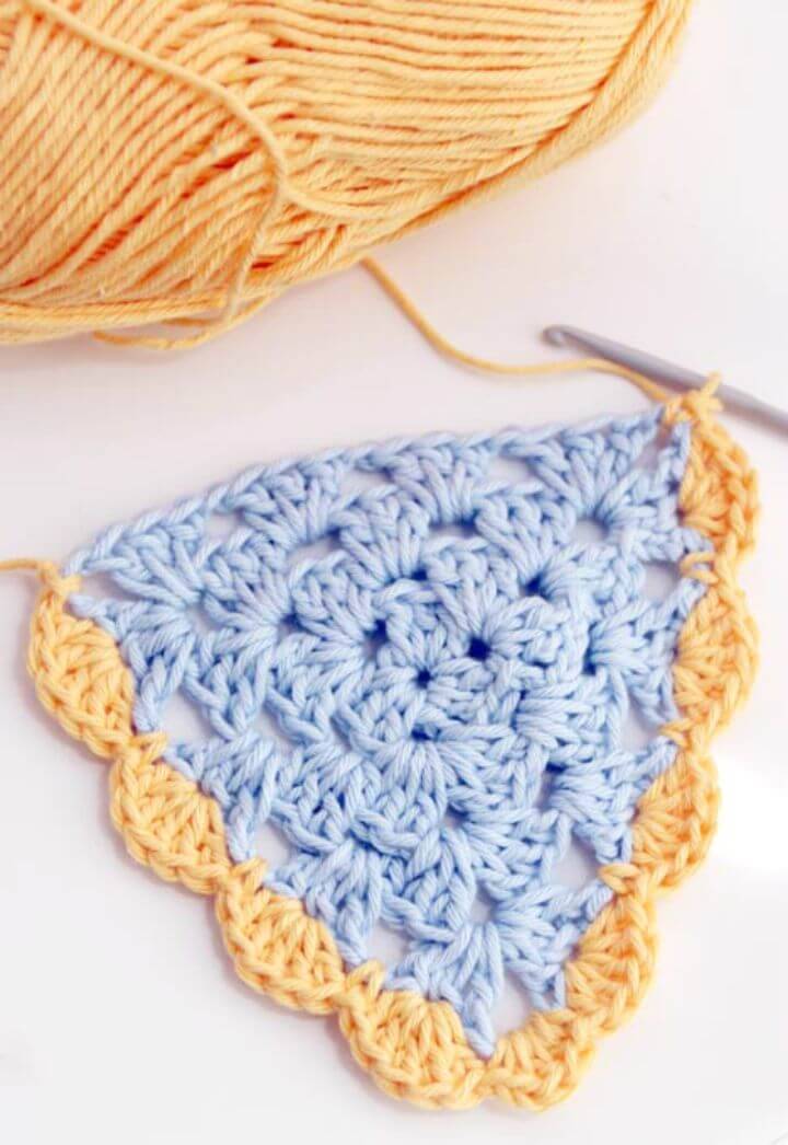 Easy Free Crochet Granny Triangle Bunting Pattern