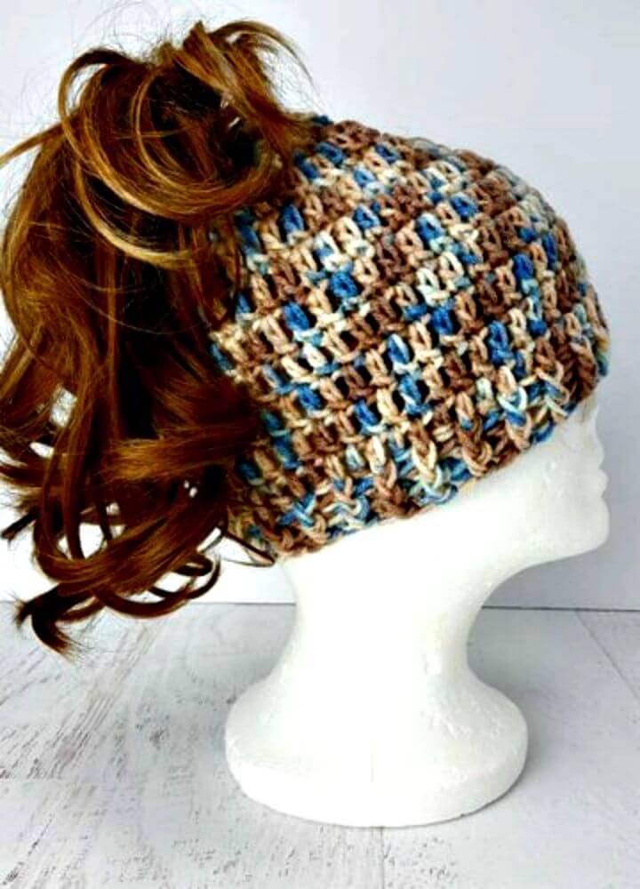 Easy To Crochet Messy Bun hat - Fun and Easy!