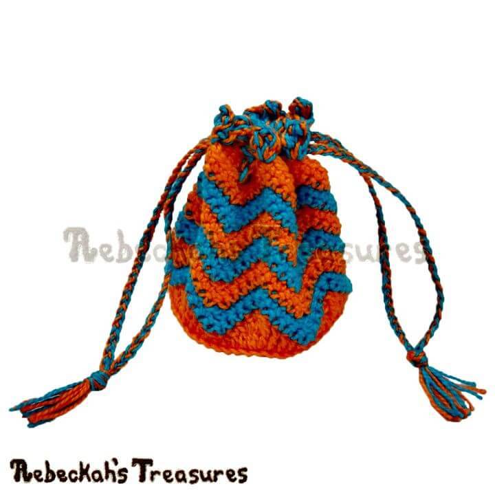 Free Crochet Chevron Coin Purse Pattern