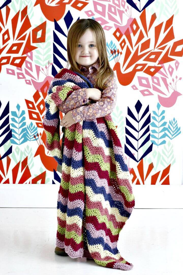 Free Crochet Child's Chevron Throw Pattern