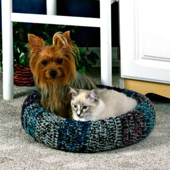 20 Free Crochet Cat Bed & House Patterns ⋆ DIY Crafts