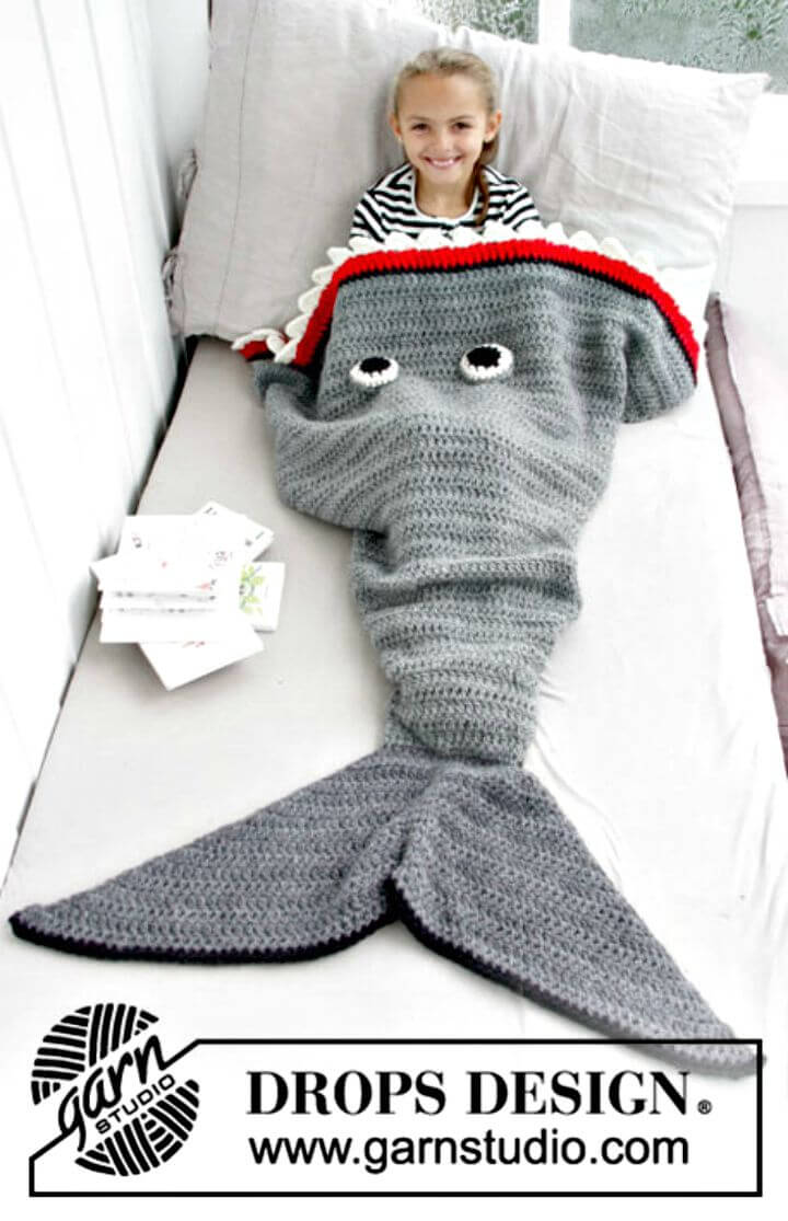 Crochet Shark Blanket Top 10 Free Patterns DIY Crafts