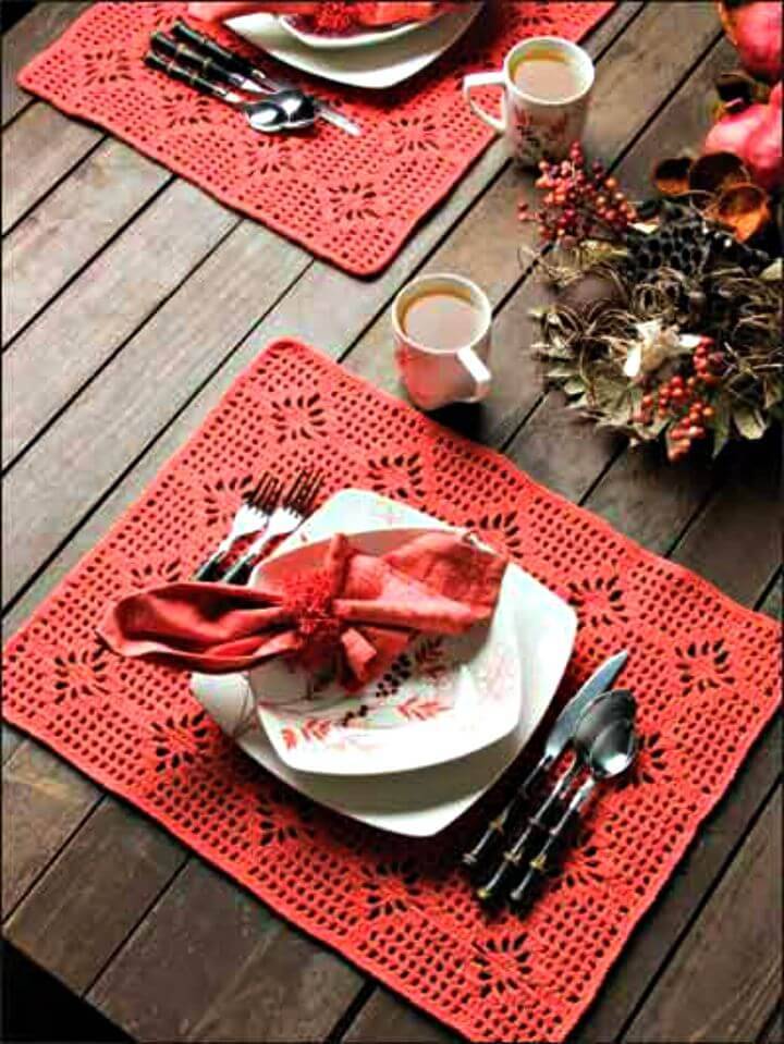 Easy Free Crochet Spiderweb Place Mat Pattern