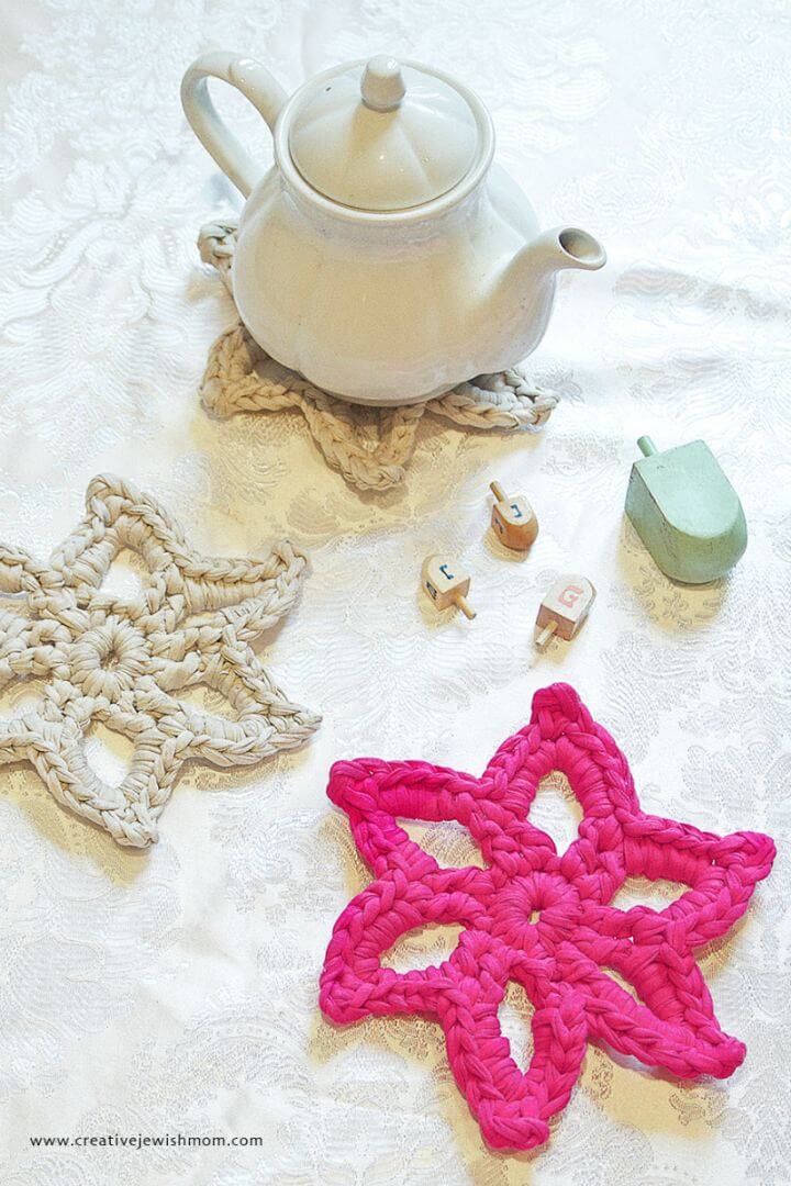 How To Free Crochet Star Trivet Using T-Shirt Yarn Makes A Quick Unique Gift