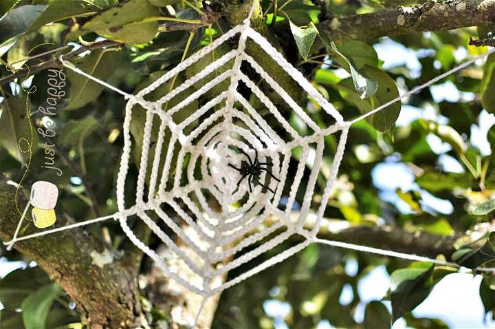 Free Crochet Spiderweb Pattern
