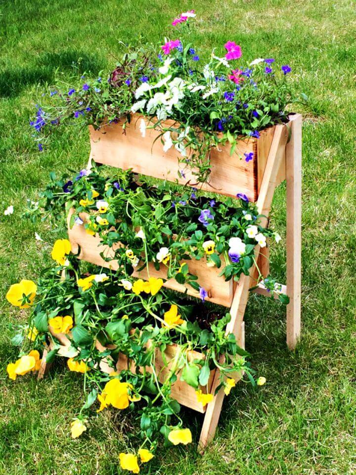 Easy How To DIY Cedar Tiered Flower Ladder Planter Under 10$