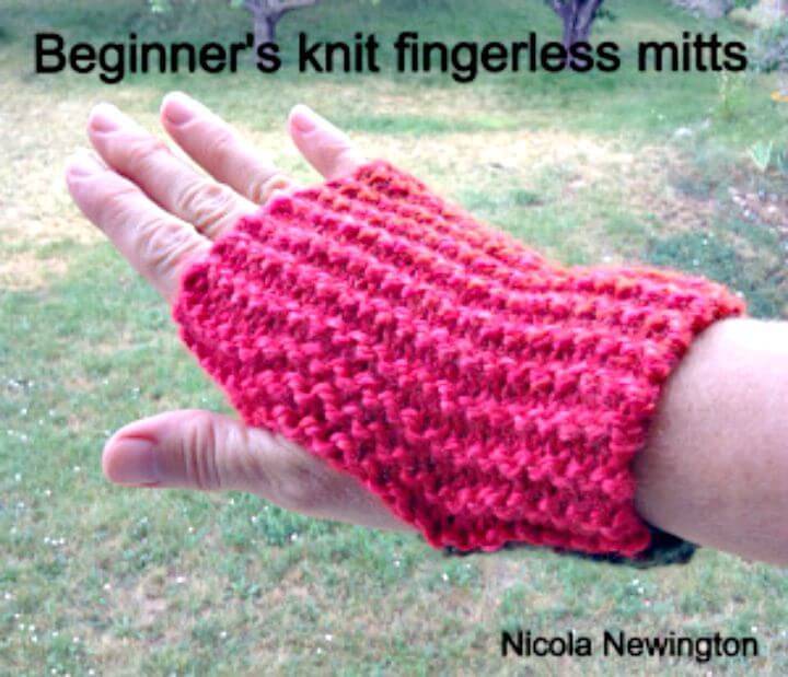 Easiest Knit Finger-less Mitts - Free Pattern