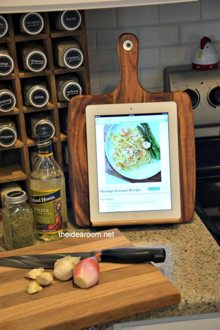 Easy DIY iPad Holder Tutorial