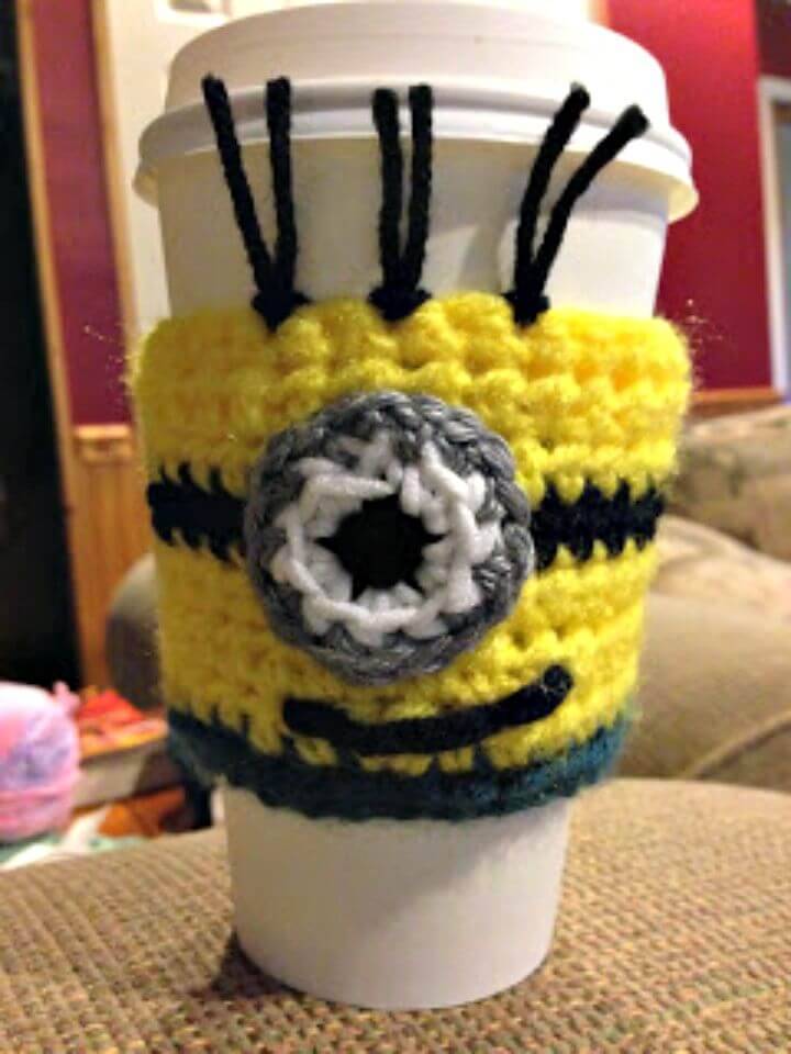 Easy Free Crochet Minion Coffee Cup Sleeve Pattern
