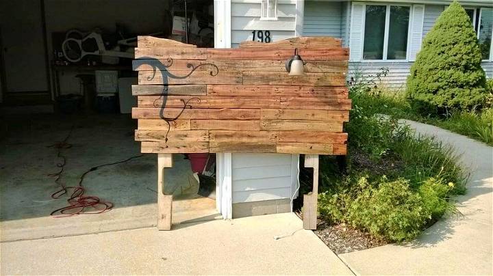 Easy How To Build Your Own Headboard From Wooden Pallets - DIY