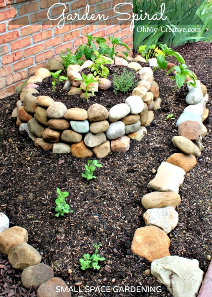 DIY Small Vegetable Garden Using A Garden Spiral