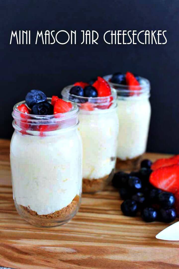 Easy DIY Mini Mason Jar Cheesecakes - Perfect For A Party