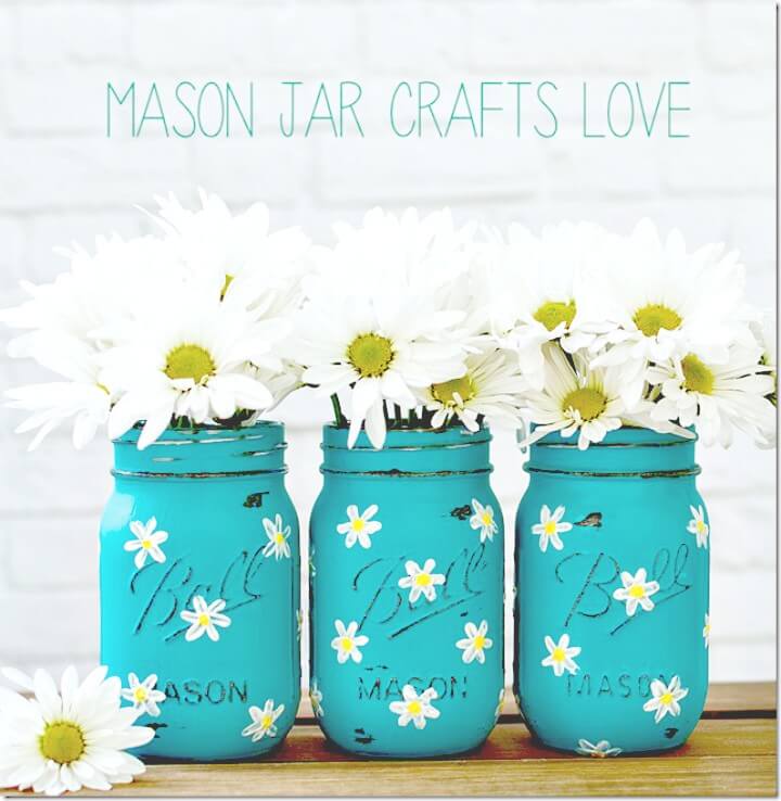 Make Your Own Painted Daisy Mason Jars - DIY