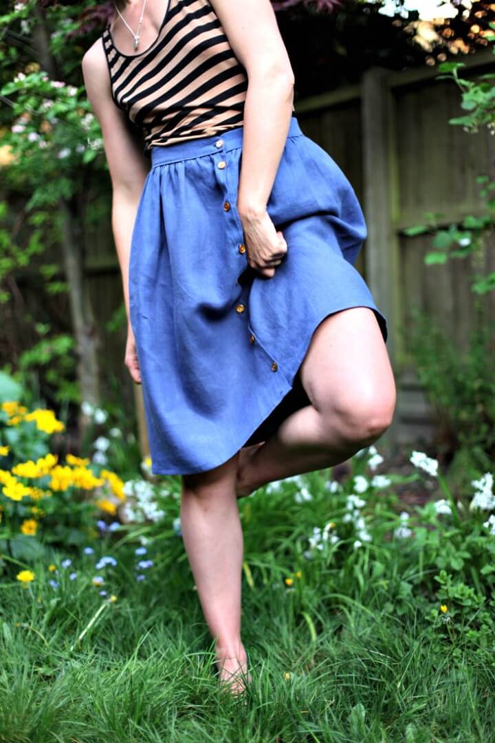 Adorable DIY Gathered Button Front Skirt