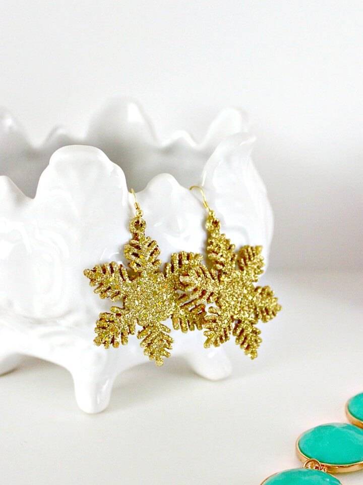 DIY Glitter & Gold Snowflake Earrings