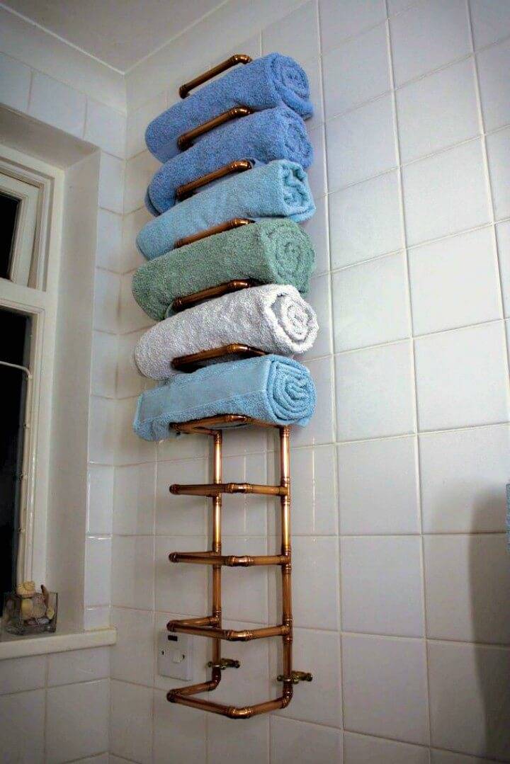 DIY Copper Pipe Towel Rail at Home