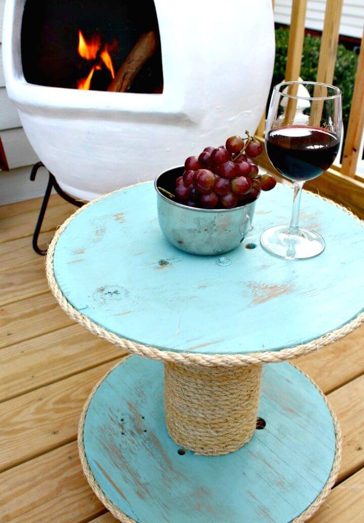 DIY Nautical Spool Side Table - Patio & Porch Decor Ideas