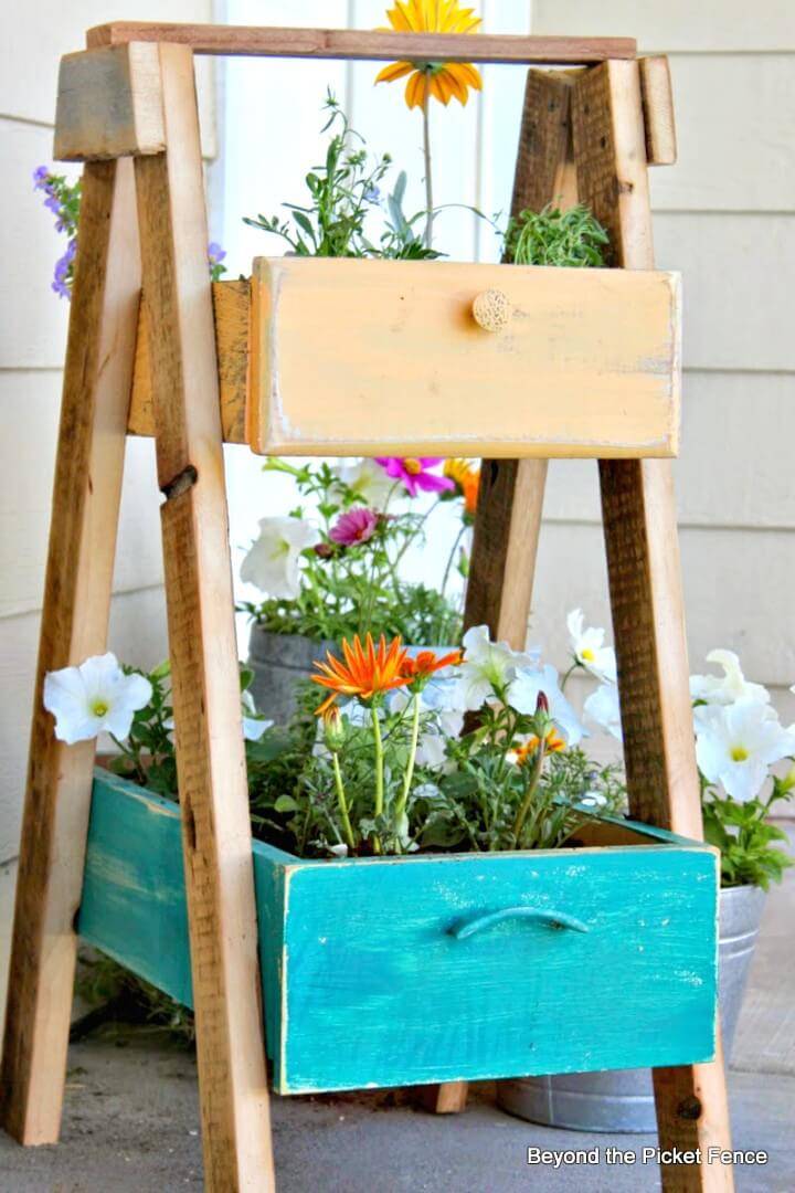 How to DIY Front Porch Planter Drawer