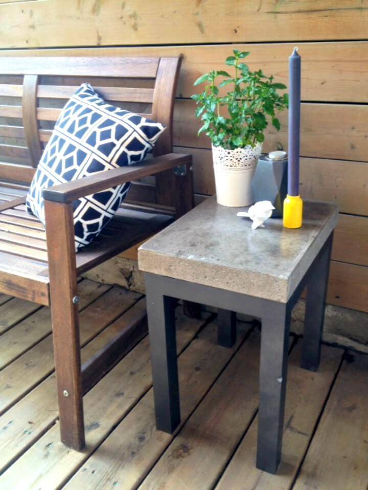 How To Make Wood + Concrete Side Table - DIY Garden Furniture Ideas 