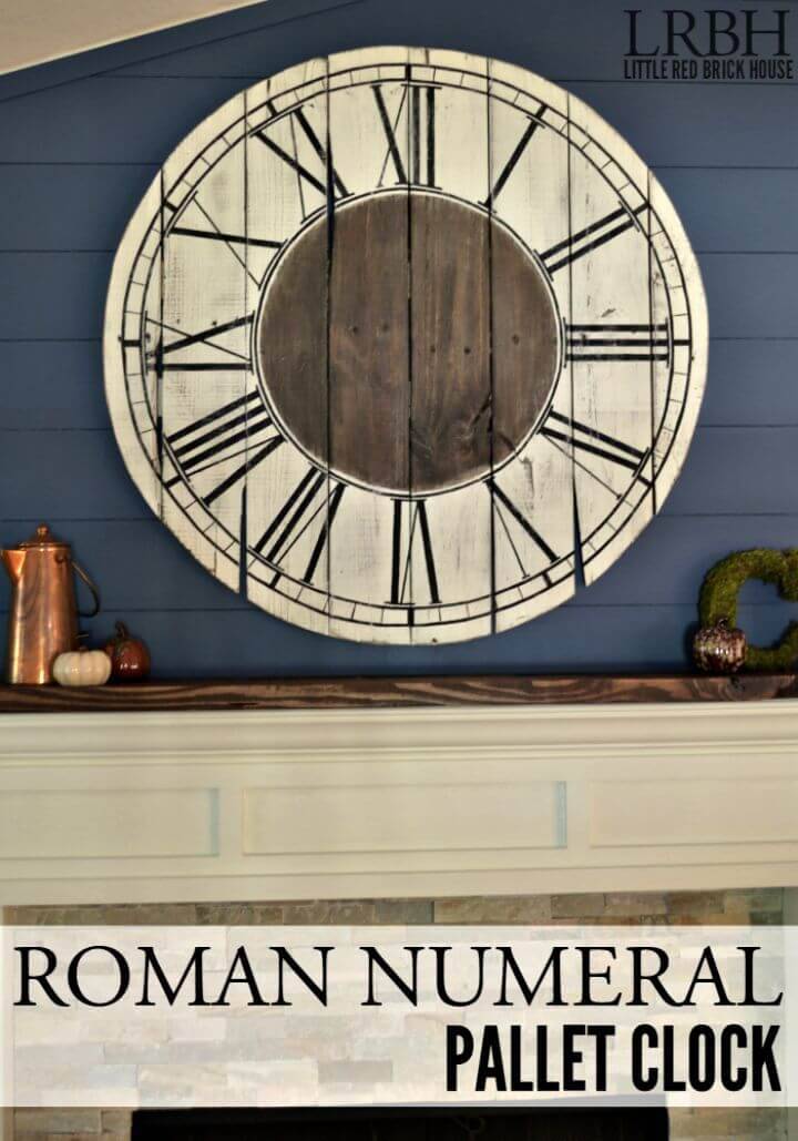 DIY Roman Numeral Pallet Clock to Sell 