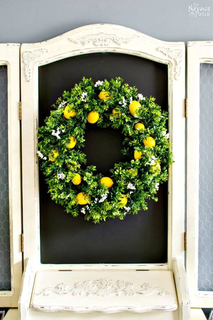 How Do You Make a Lemon Summer Wreath