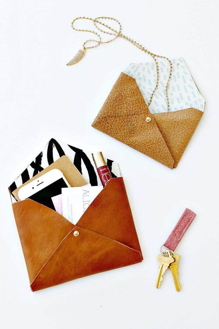 Awesome DIY Leather Envelope Clutch